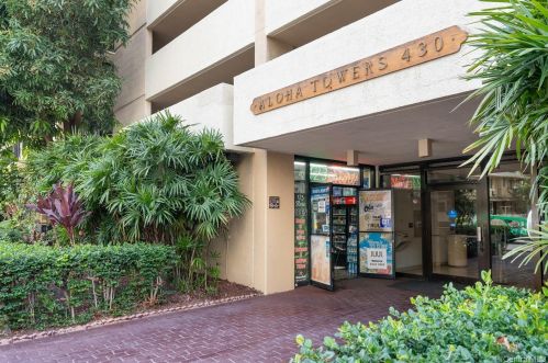 430 Lewers St, Honolulu HI  96815-2444 exterior
