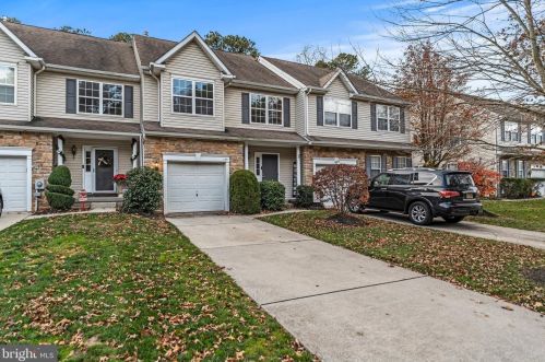 155 Hidden Dr, Blenheim, NJ 08012-4431