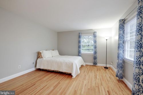 6401 Whippany Way, Springfield VA  22015-3428 exterior