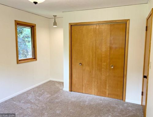 375 Floral Ave, Saint Paul MN  55126-5331 exterior