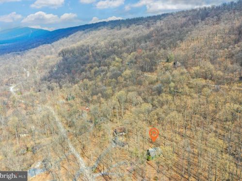1429 Nancy Jack Rd, Gerrardstown WV  25420-3090 exterior
