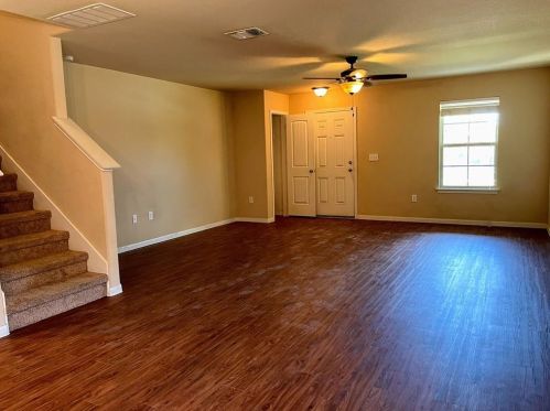 732 Pinnacle Dr, Georgetown, TX 78626