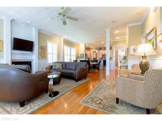 9535 27th Bay St, Norfolk, VA 23518-1904