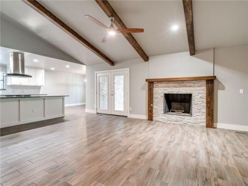 1305 Pine Dr, Edmond, OK 73034-8029