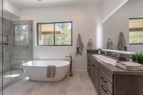 11861 Bottcher Loop, Truckee CA  96161-2793 exterior