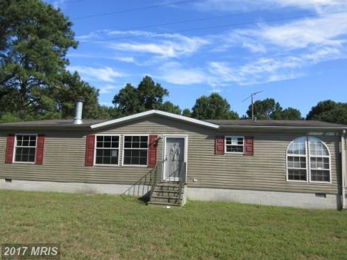 5317 River Rd, Hurlock, MD 21643-3821