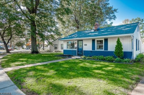 2274 Knapp Dr, Rahway, NJ 07065-3733