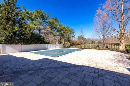 522 Mt Laurel Rd, Mount Laurel NJ  08054-9557 exterior