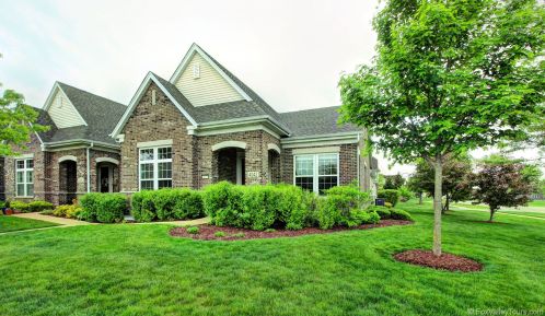4042 Candlewood Ln, Naperville, IL 60564-5087