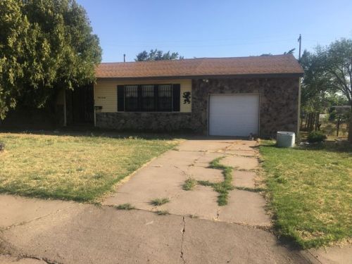 420 Maple St, Amarillo, TX 79107-3808