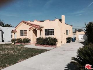 2629 74th St, Los Angeles, CA 90043-5321
