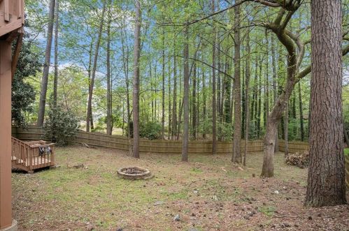 2377 Battle Forest Dr, Marietta GA  30064-2630 exterior