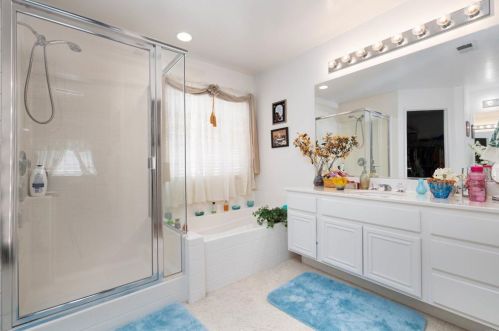 1352 Granite Springs Dr, Chula Vista CA  91915-1540 exterior
