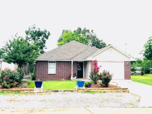 1112 5th St, Cushing, OK 74023-4506