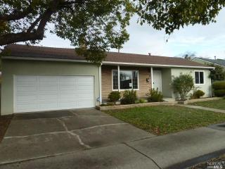 140 Manhattan Dr, Vallejo, CA 94591-4847