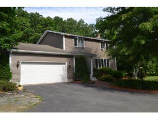 38 Pierce Ln, Hollis, NH 03049-6208