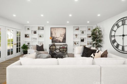 12821 Bonita Heights Dr, Santa Ana CA  92705-1319 exterior