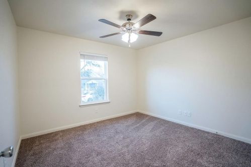 1034 Broadway Ave, Fort Worth TX  76104-1159 exterior