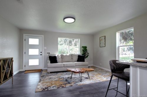 2665 Olive St, Denver CO  80207-2916 exterior
