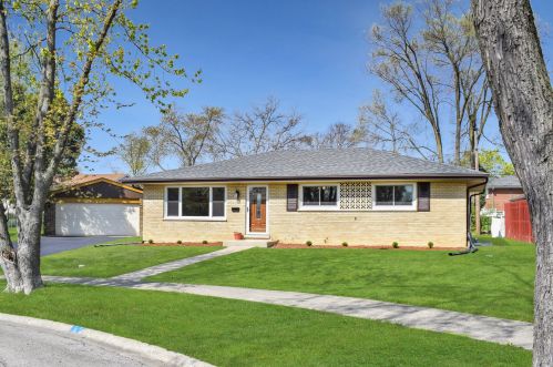 710 Mavis Ln, Addison IL  60101-2574 exterior