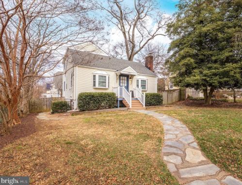 3823 14th St, Arlington, VA 22201-4929