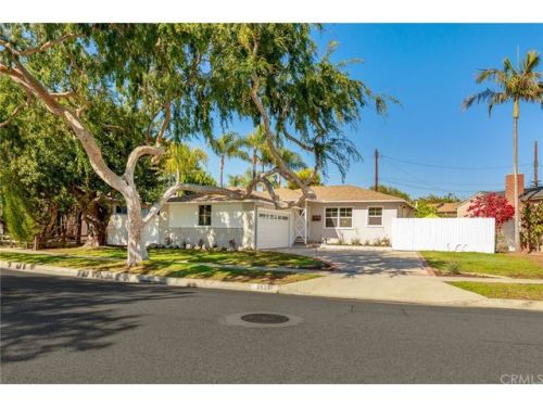 5535 142nd Pl, Hawthorne, CA 90250-6633