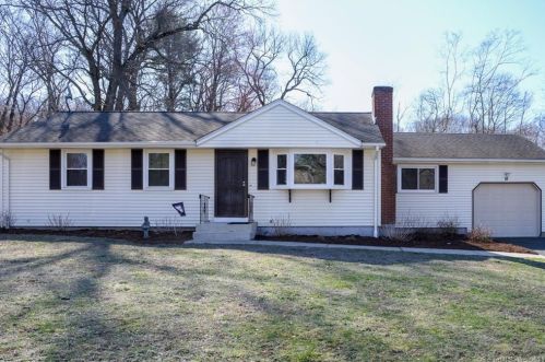 51 Dart Hill Rd, Wapping, CT 06074-1701