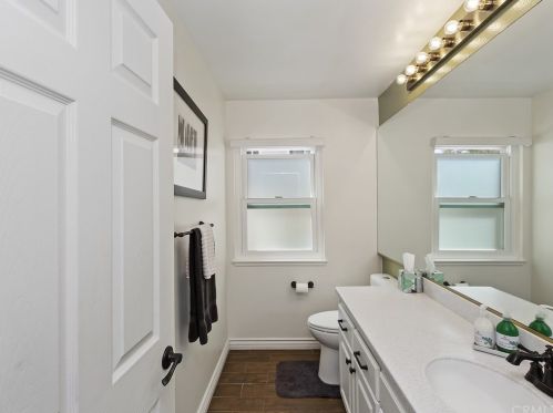 6718 Rycroft Dr, Riverside CA  92506-5315 exterior