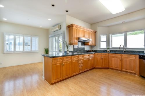 2130 Okoa St, Honolulu HI  96821-2644 exterior