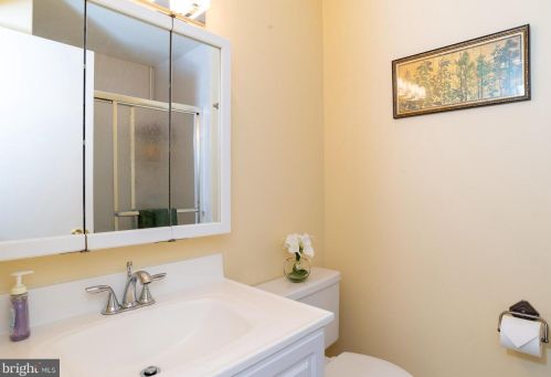 14804 Mistletoe Ct, Silver Spring MD 20905-5620 exterior