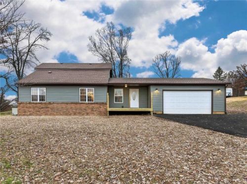 4779 Culp Ln, Fort Russell, IL 62010-2421