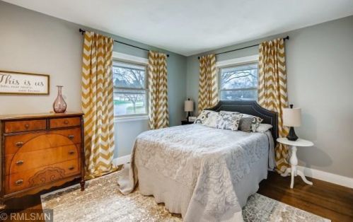 2382 Hillside Rd, Saint Paul MN  55110-5534 exterior