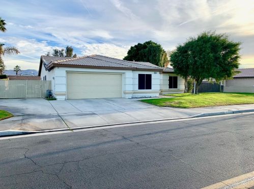 83234 Albion Dr, Indio, CA 92201-9314