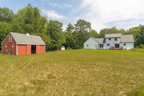 80 France Rd, Barrington, NH 03825-5063