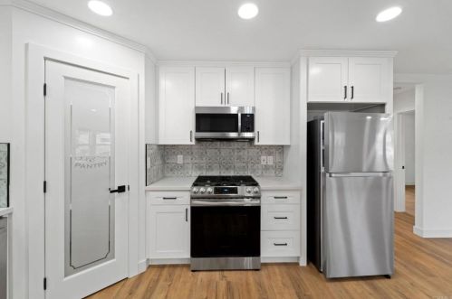 156 4 Ave, Chula Vista CA  91910-1707 exterior