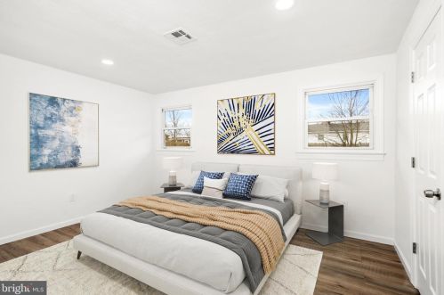 20 Morgan Ave, Trenton NJ  08619-3416 exterior