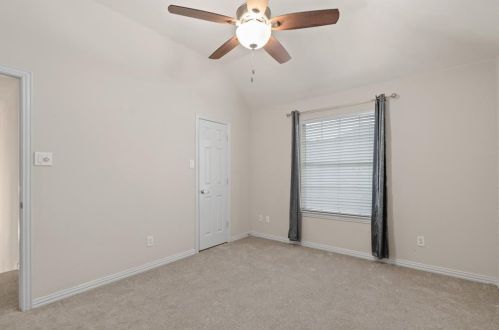 3781 Lakeway Ct, Addison TX 75001-7945 exterior