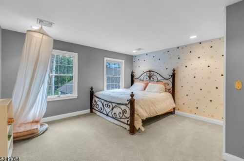 35 Mallard Dr, Hackettstown NJ  07840-2821 exterior