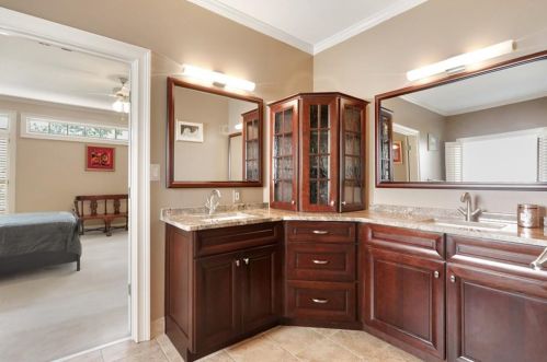 3027 Lanier Dr, Atlanta GA  30319-2744 exterior