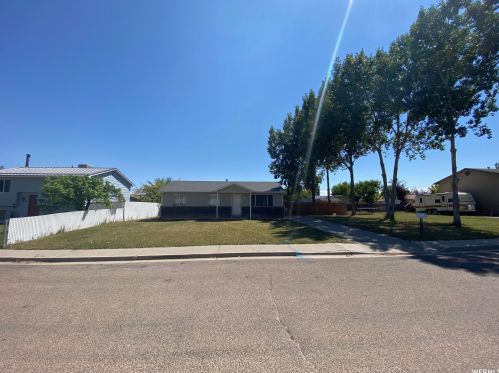 1287 150, Vernal, UT 84078-2330
