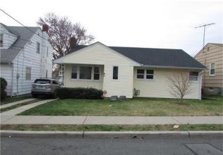 45 Paul St, Perth Amboy, NJ 08863-2111
