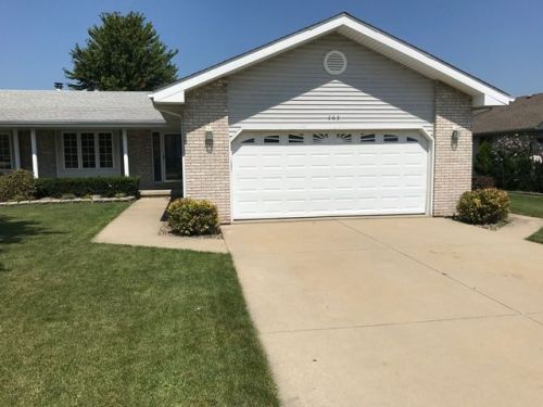 463 Water Tower Rd, Manteno, IL 60950-1738