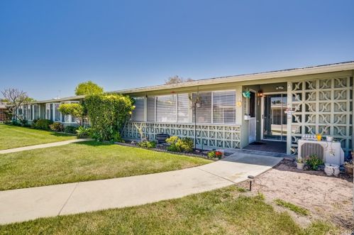 13763 El Dorado Dr, Seal Beach, CA 90740-3899