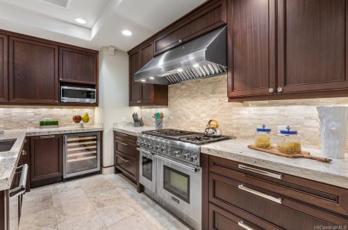 4351 Kahala Ave, Honolulu HI  96816-4856 exterior