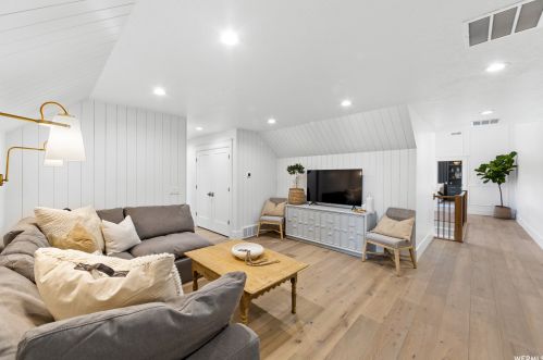 656 750, Woodland Hills UT 84653-5653 exterior