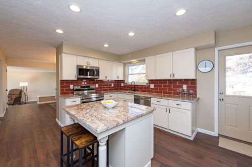 4306 Eaglepoint Ct, Cincinnati OH  45238-6109 exterior