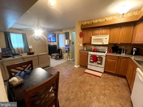 203 Brighton Ct, Erial, NJ 08081-2407