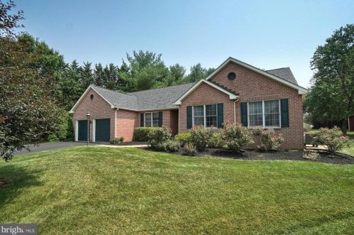 12 Gray Fox Ct, Middletown, MD 21769-7845