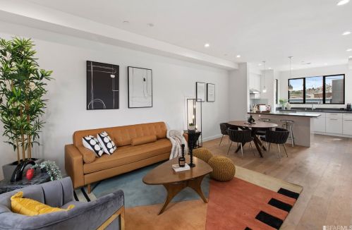 4132 3rd St, San Francisco, CA 94124-2130