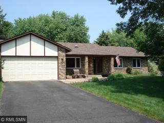 9440 Newcastle Rd, Saint Paul, MN 55125-3547